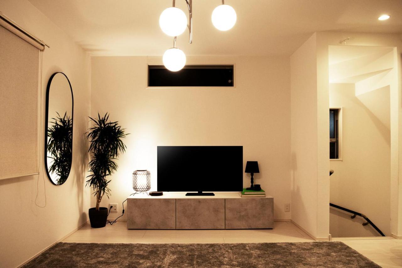 6 Mins To Walk Jr Okubo Station 1Stop To Shinjuku Brand New Silent Stylish 3Br Villa 東京都 外观 照片